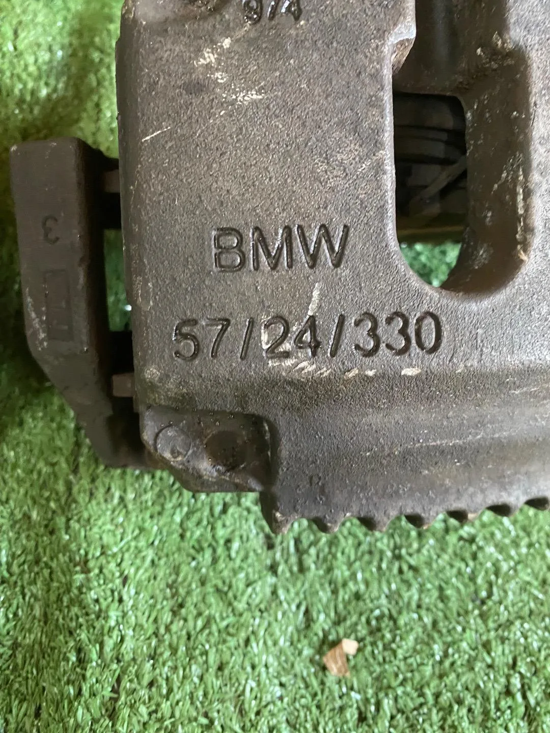 Суппорт тормозной передний BMW X1 E84 2010 6764645