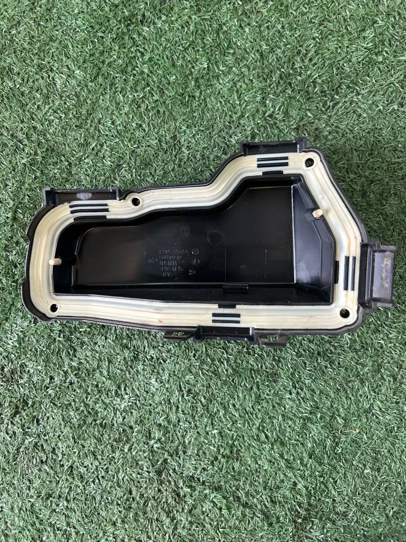 Крышка блока предохранителей BMW 7 F01/F02 F01