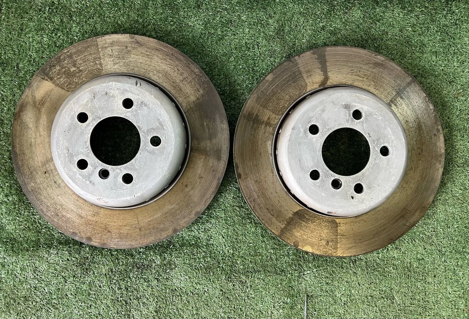 Диск тормозной передний BMW 5 F10/F11 F10 2010