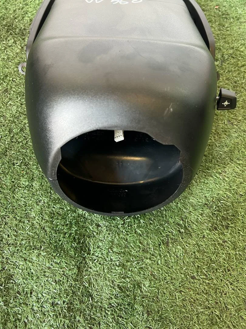 Кожух рулевой колонки BMW 7 F01/F02 F01 2010