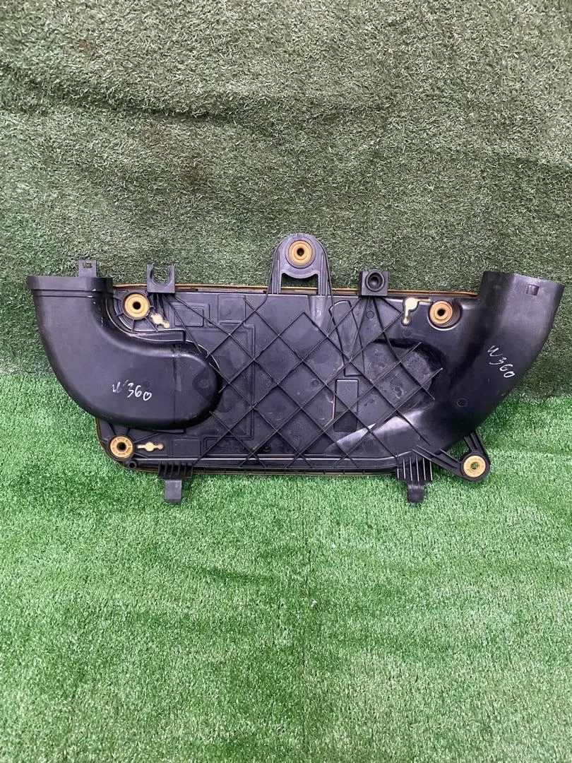 Корпус воздушногo фильтра BMW 7 F01/F02 F01 2010