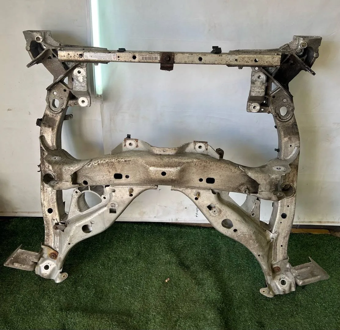 Передняя балка (подрамник) BMW 5 F10/F11 F10 2010