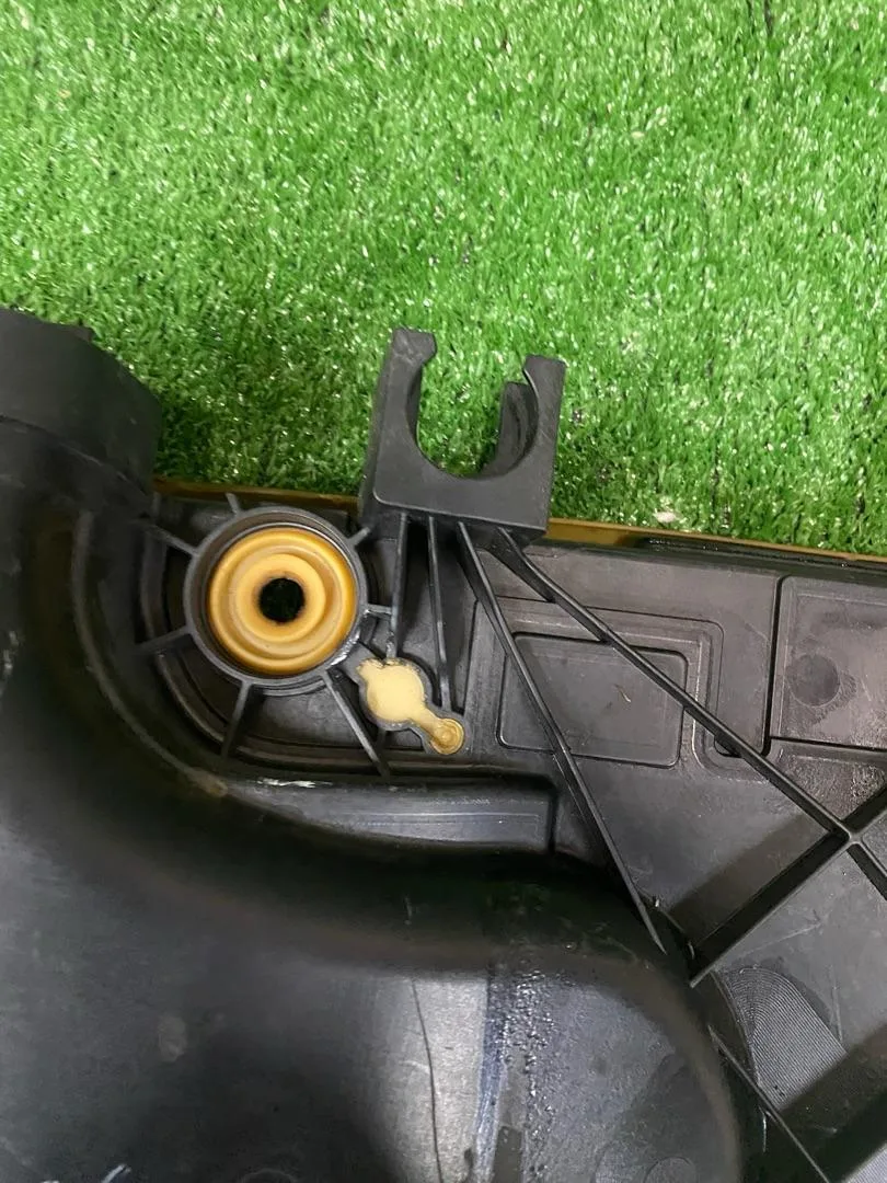 Корпус воздушногo фильтра BMW 7 F01/F02 F01 2010