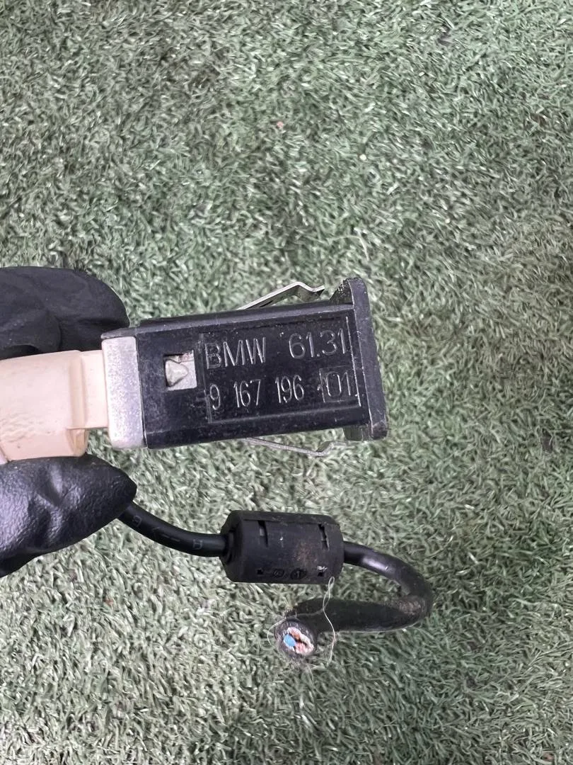 Разъем AUX / USB BMW 5 F10/F11 F10 2010