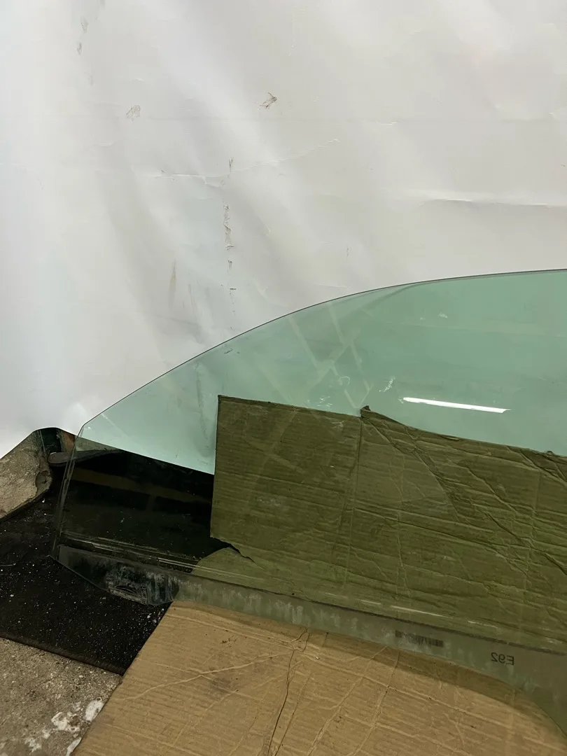 Стекло двери левой BMW 3 E92/E93 рест. E92 2010