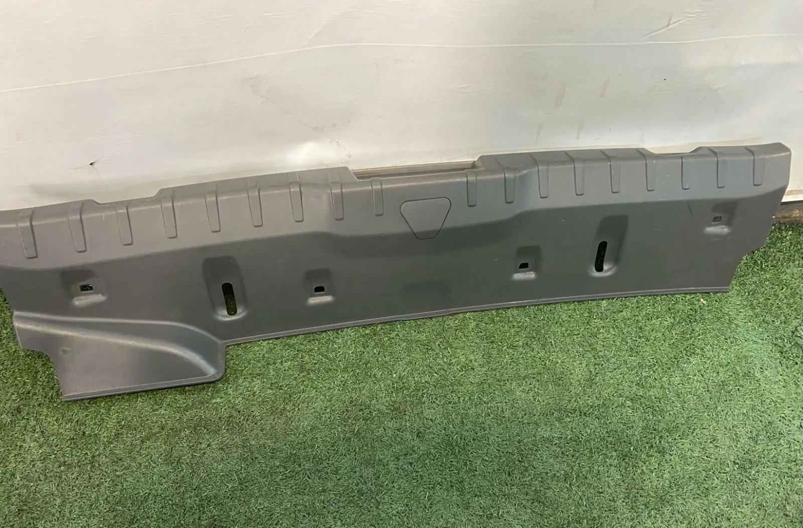 Обшивка отсека багажника BMW 7 F01/F02 F01 2010