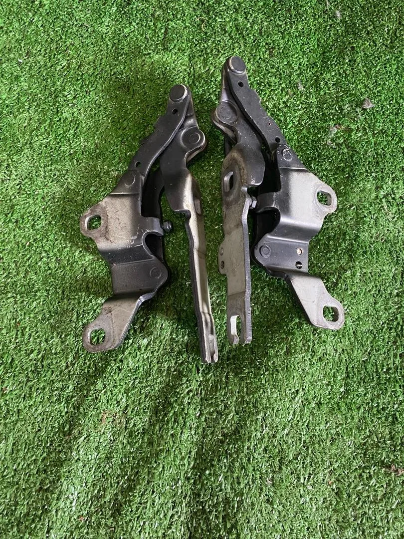 Петля капота BMW 3 E92/E93 E92 2007 7115264