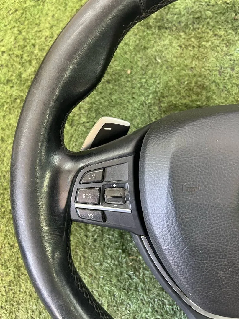 Руль BMW 5 F10/F11 F10 2010 33678383901