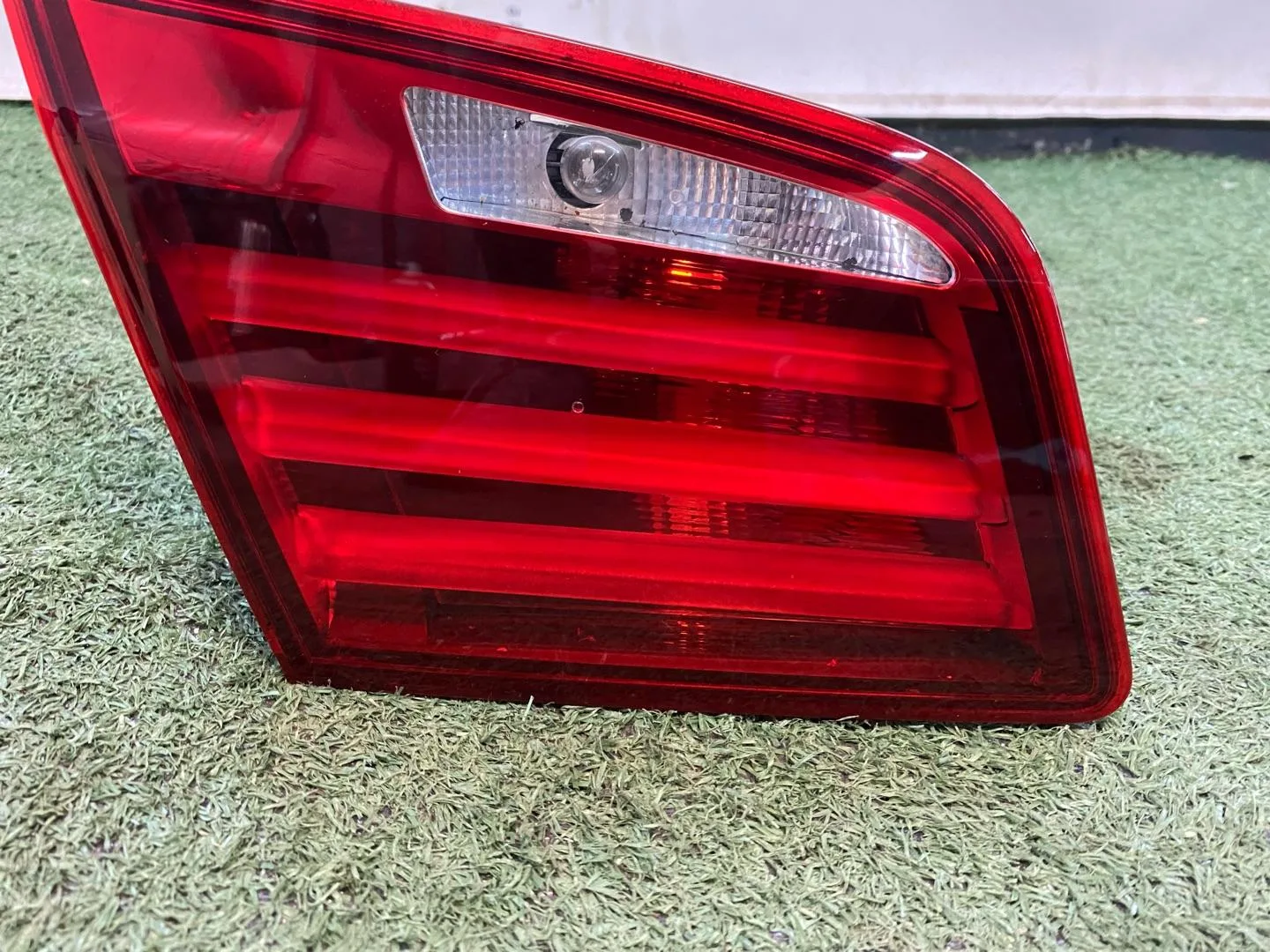 Фонарь крышки багажника левый BMW 5 F10/F11 F10