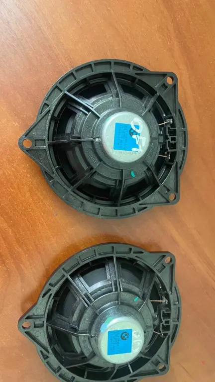 Передние динамики HI-FI BMW E92, E82, E84, E87