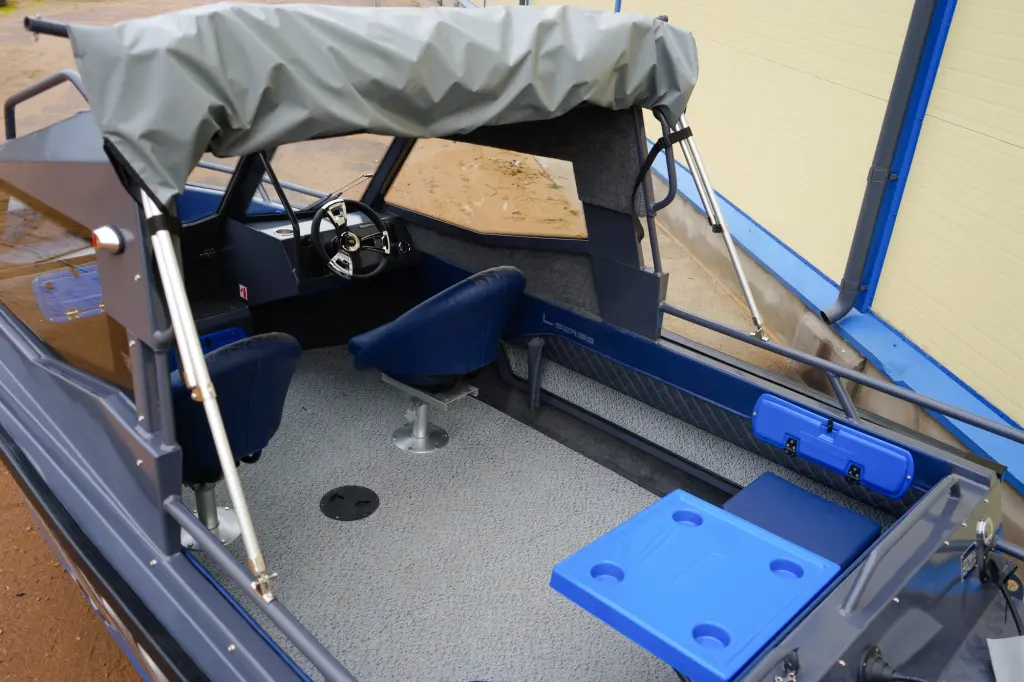 Катер (лодка) Berkut L Hard Top Open
