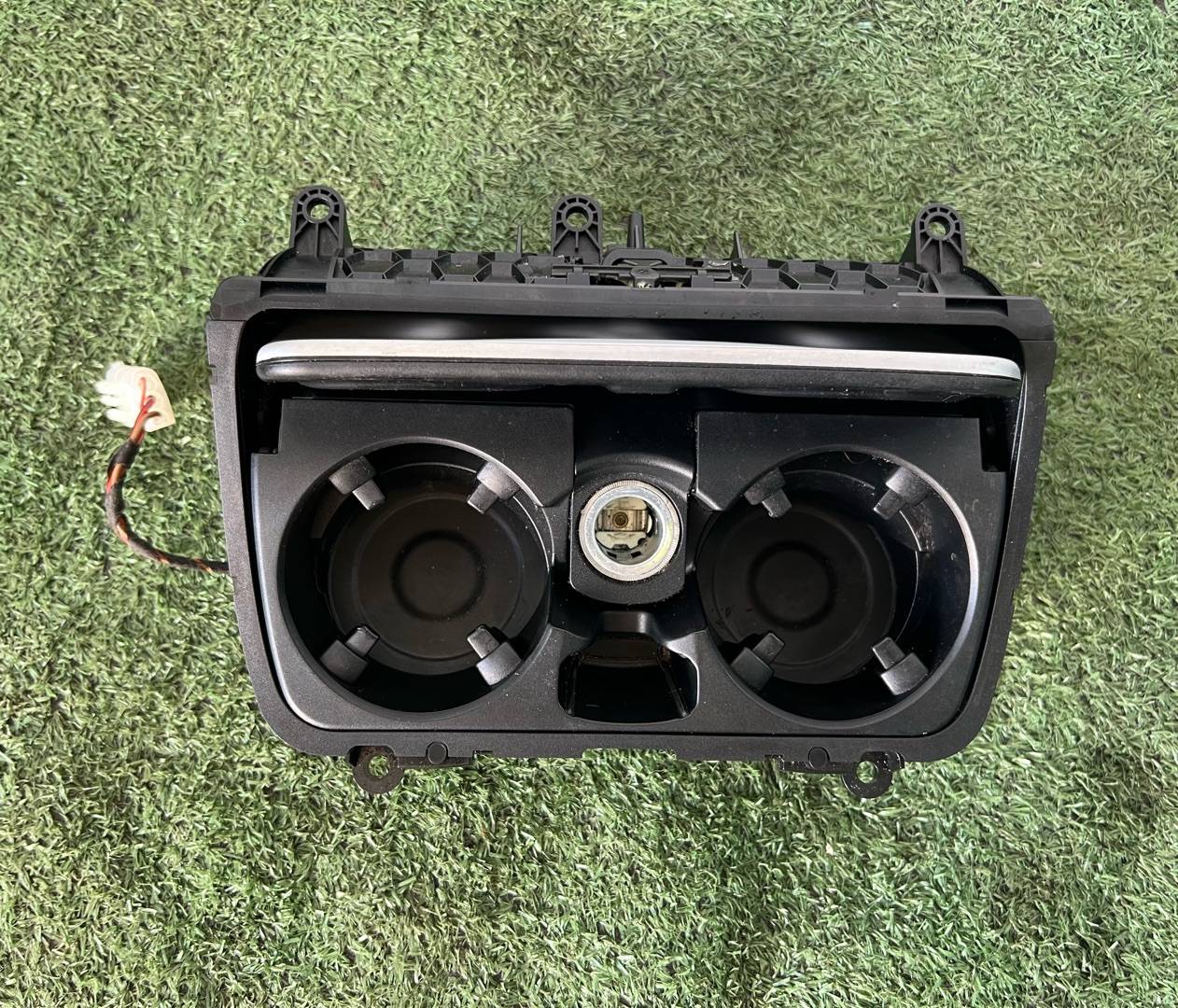 Подстаканник BMW 5 F10/F11 F10 2010 51169206401