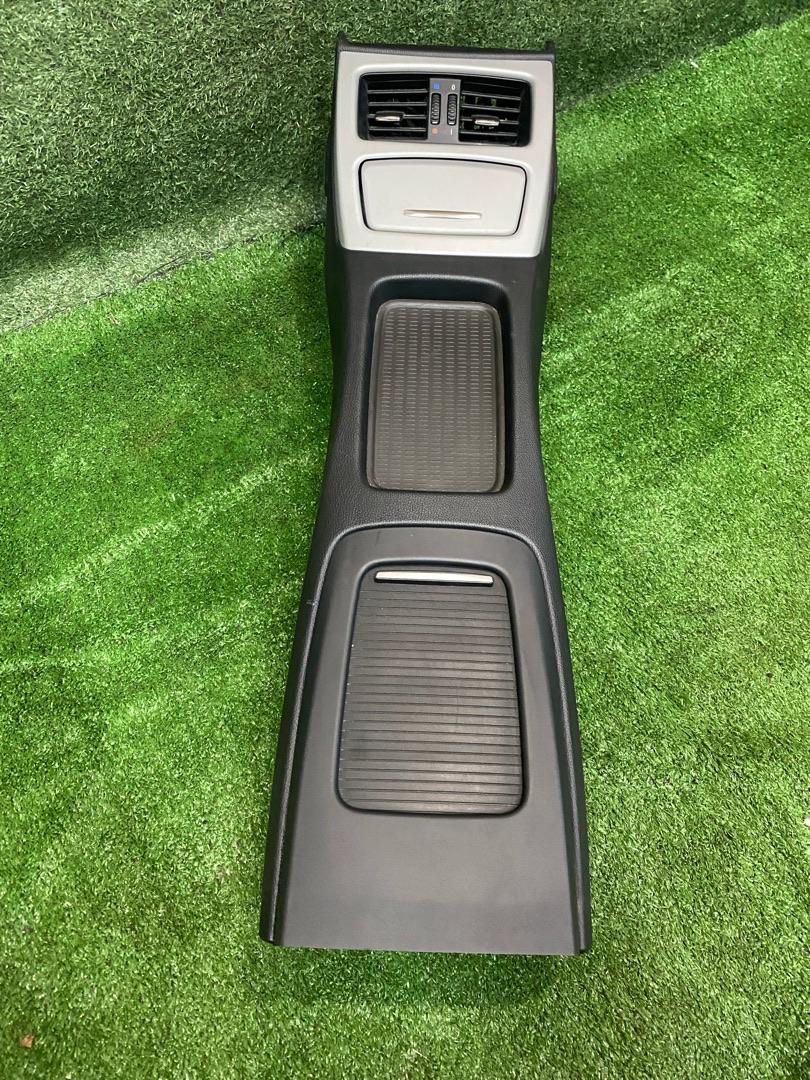 Консоль салона BMW 3 E92/E93 E92 2007 51166963897