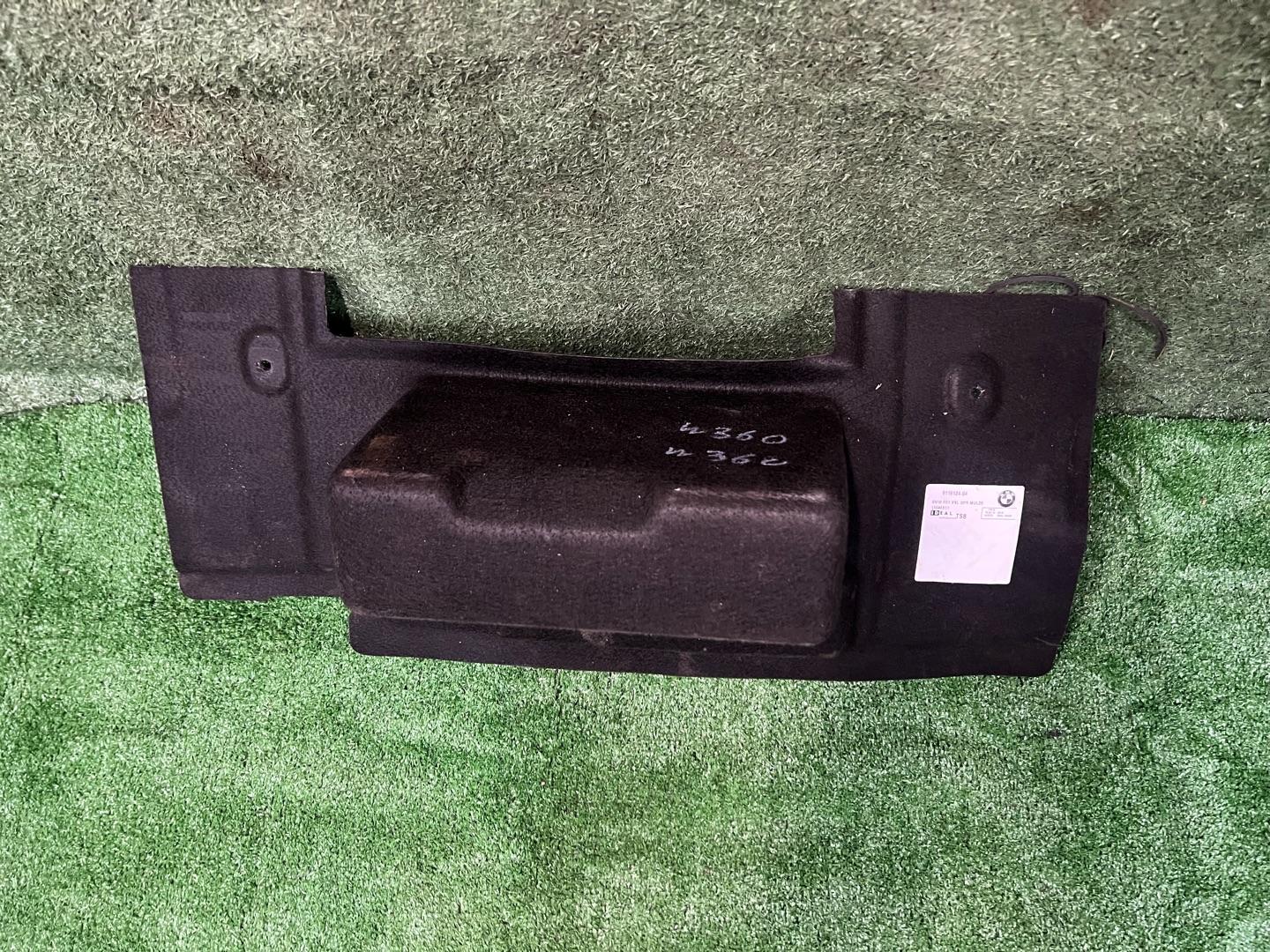 Обшивка отсека багажника BMW 7 F01/F02 F01 2010