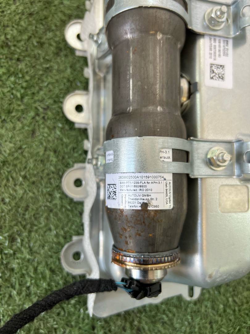 Подушка безопасности пассажира BMW 7 F01/F02 F01