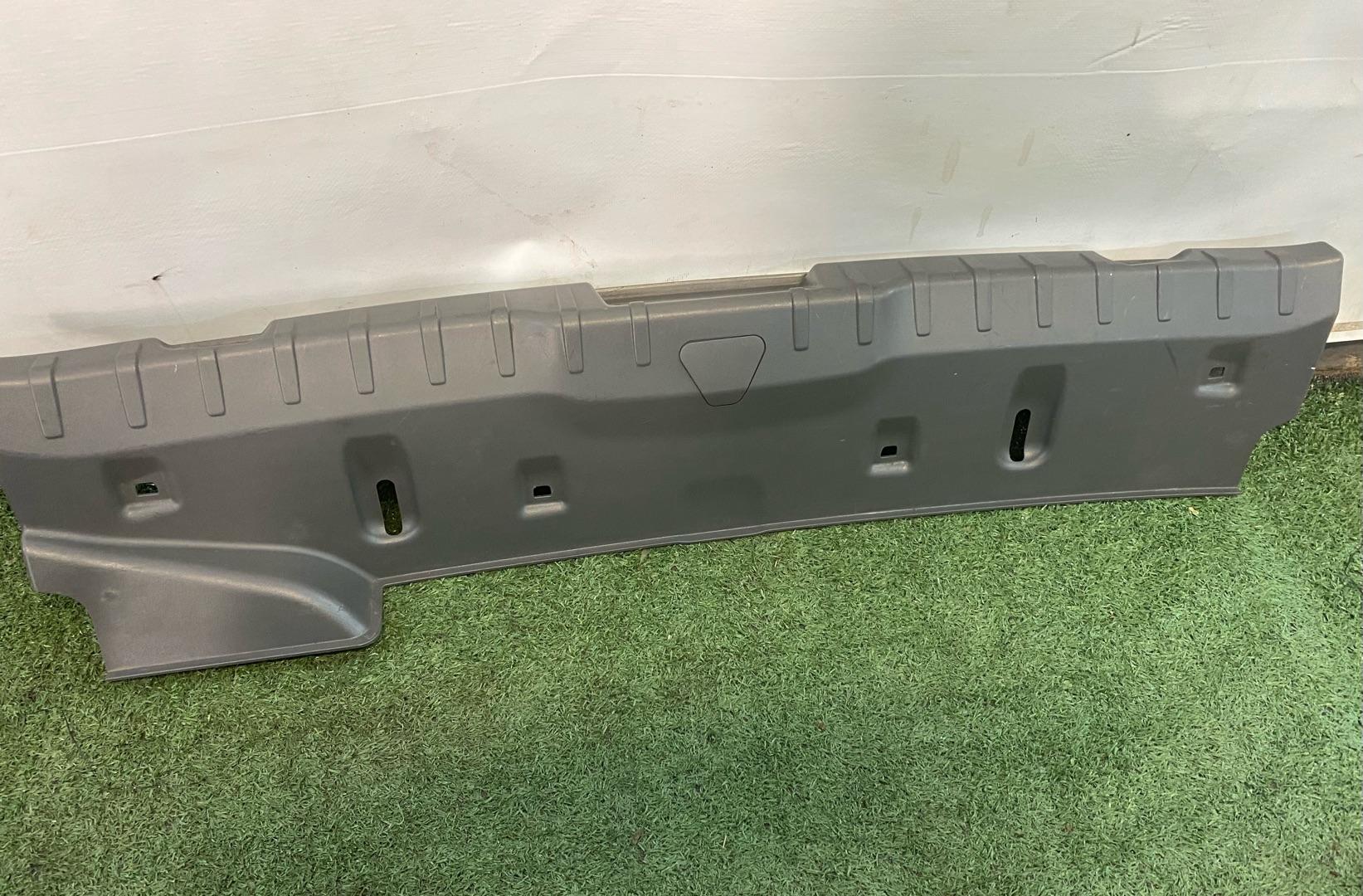 Обшивка отсека багажника BMW 7 F01/F02 F01 2010