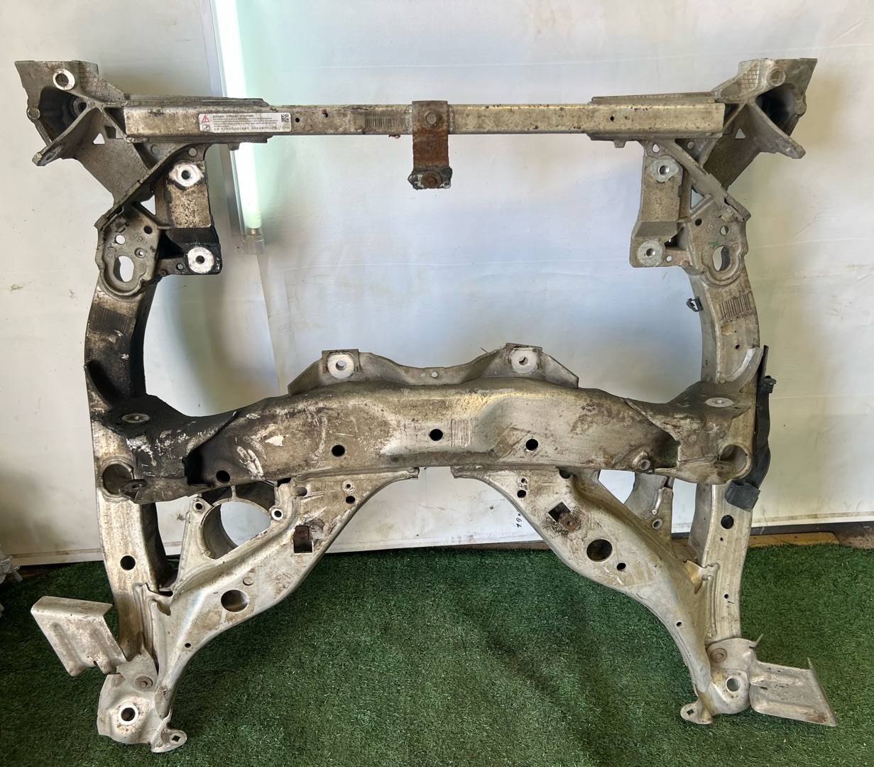 Передняя балка (подрамник) BMW 7 F01/F02 F01 2010