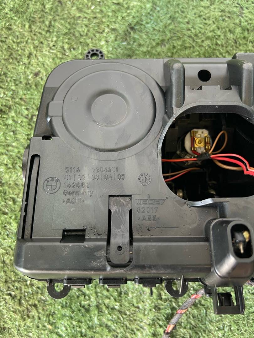 Подстаканник BMW 5 F10/F11 F10 2010 51169206401