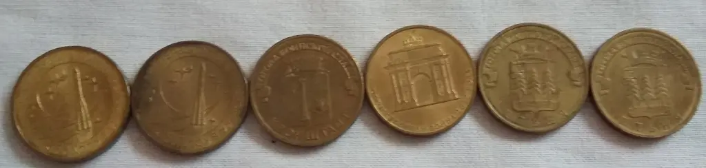 Банкноты, монеты