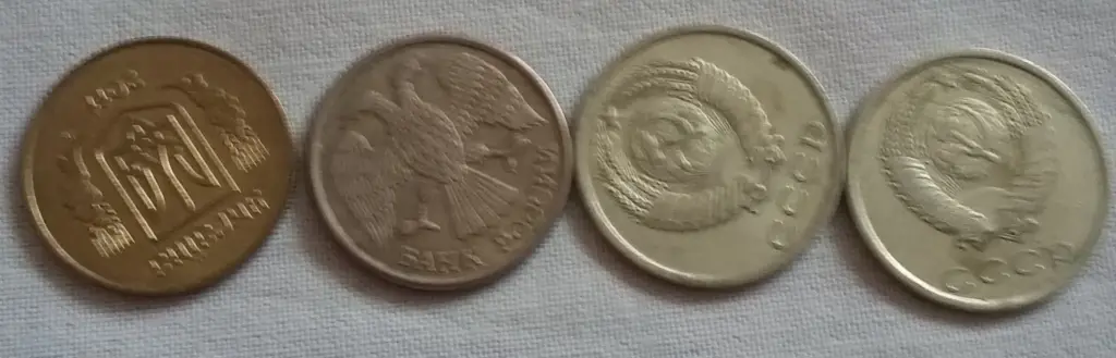 Банкноты, монеты