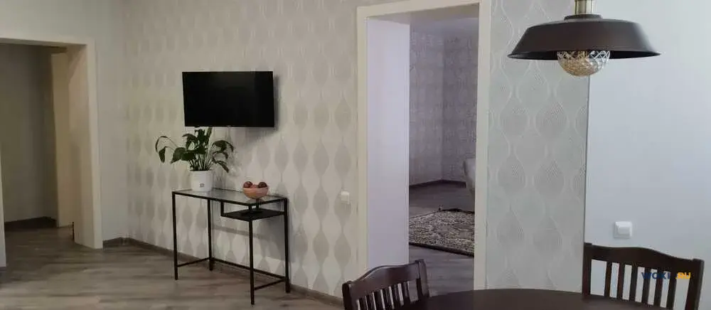 3-комн. квартира, 130 м², 3/9 эт.