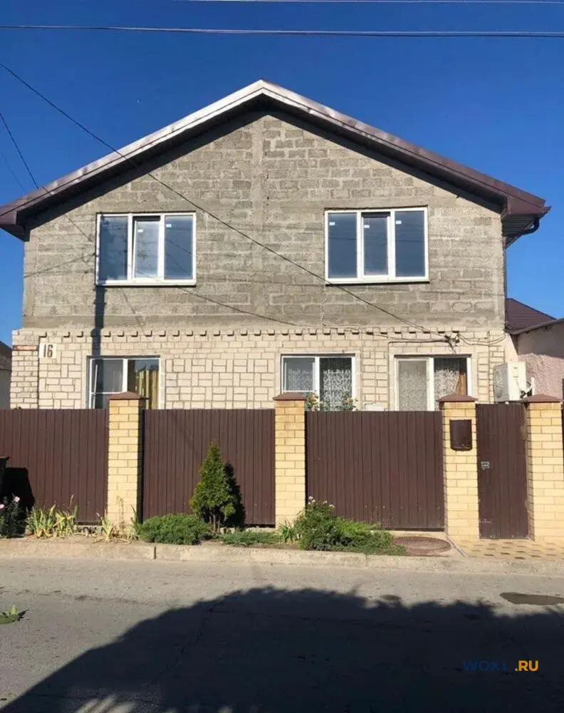 Дом 210 м² на участке 6 сот.