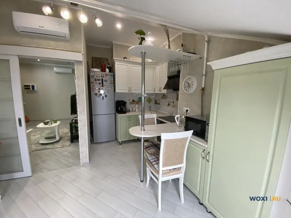 2-комн. квартира, 67 м², 13/13 эт.