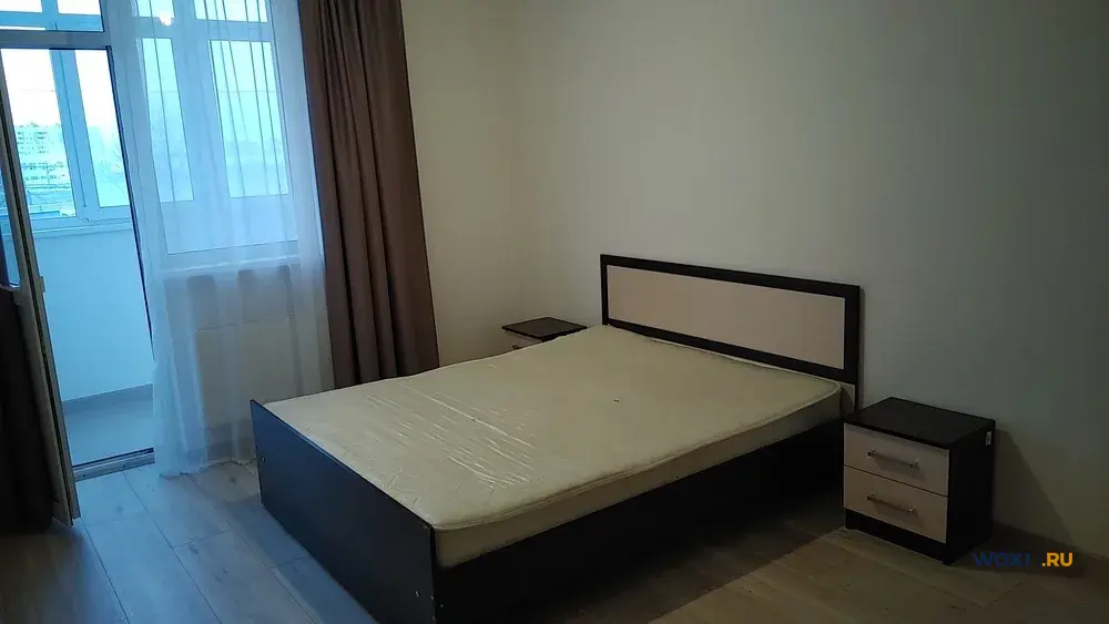 2-комн. квартира, 65 м², 2/18 эт.