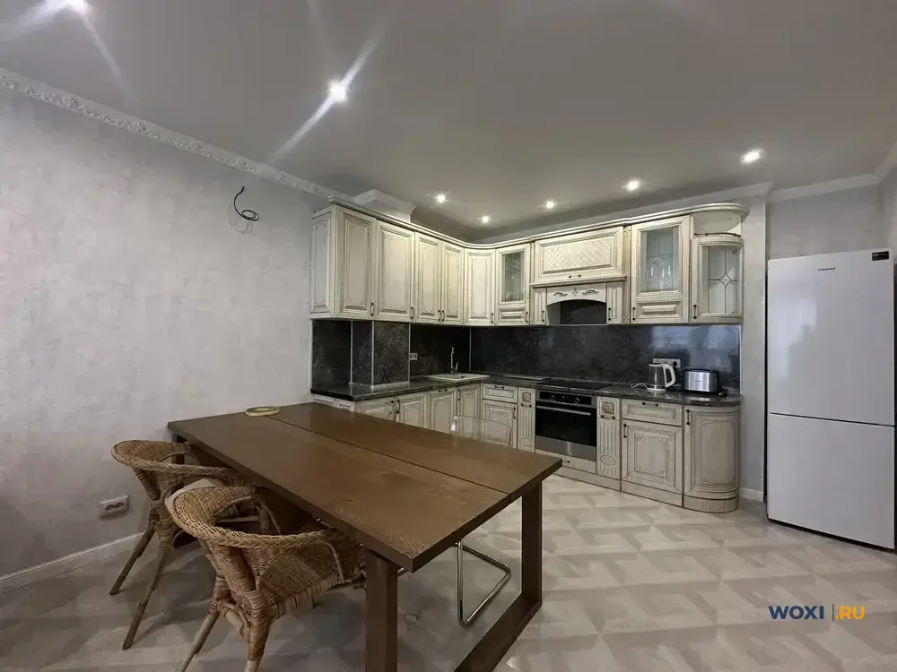 3-комн. квартира, 105 м², 2/9 эт.