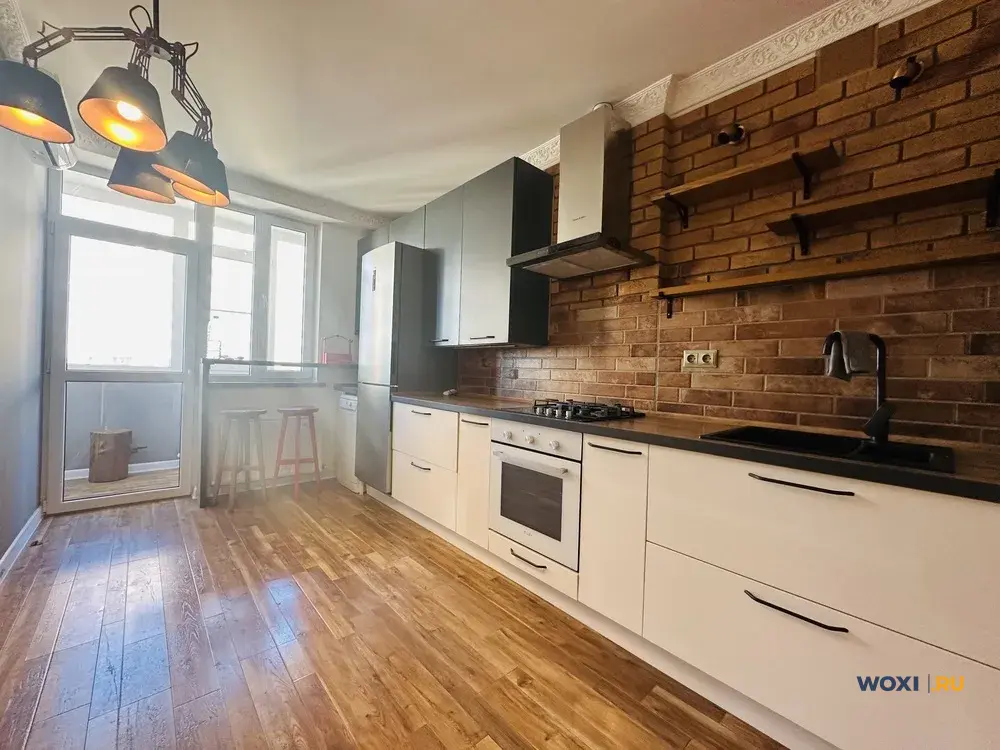 2-комн. квартира, 63 м², 9/9 эт.