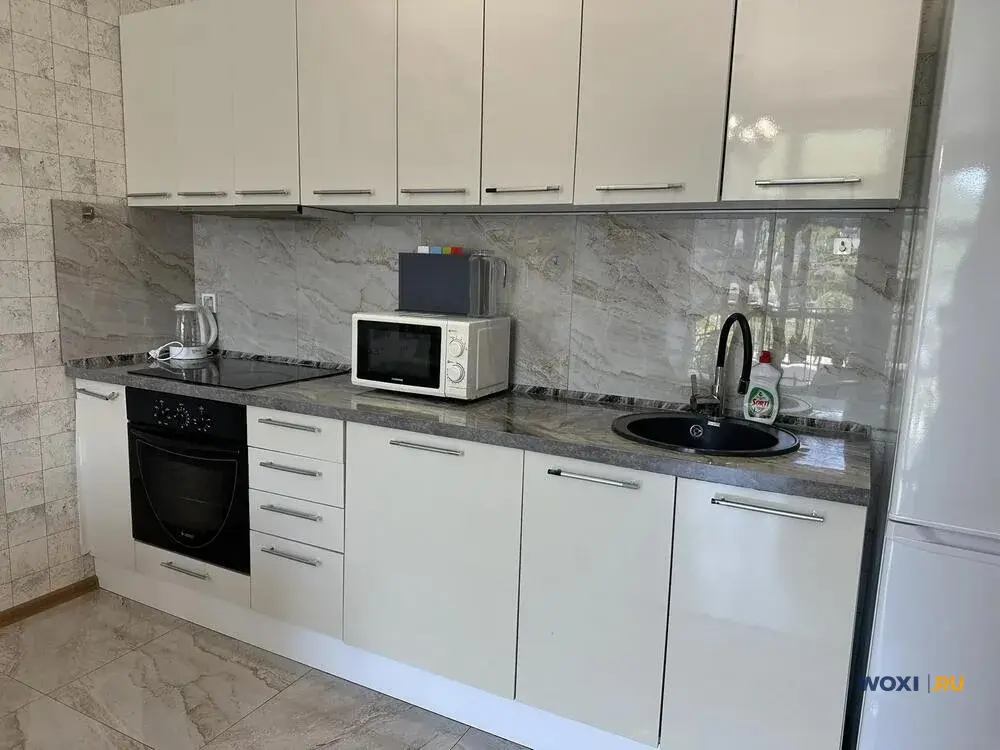 2-комн. квартира, 77 м², 3/3 эт.