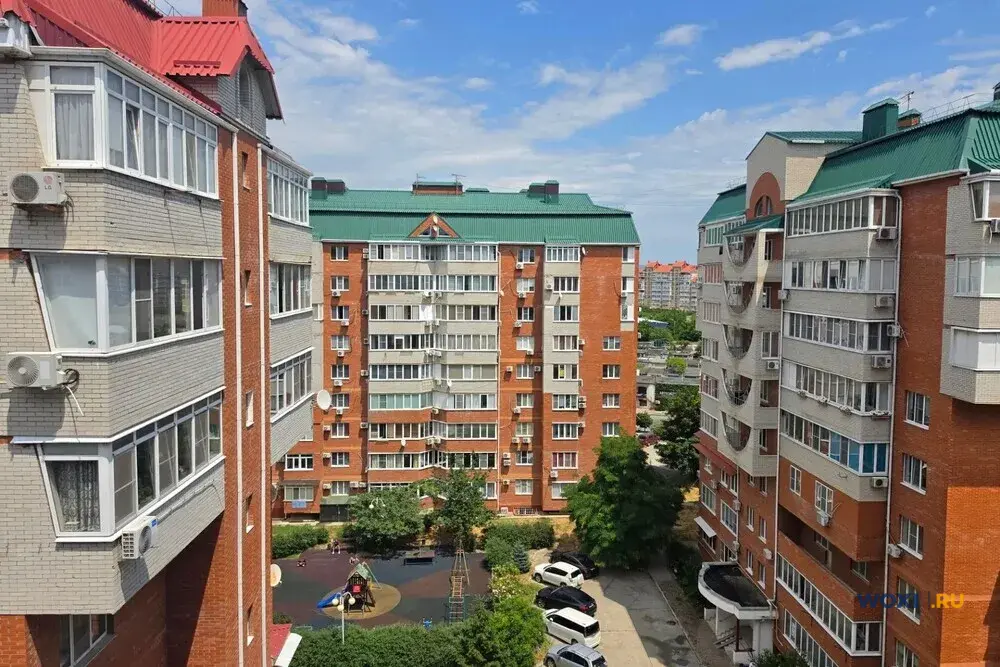 2-комн. квартира, 57 м², 8/10 эт.