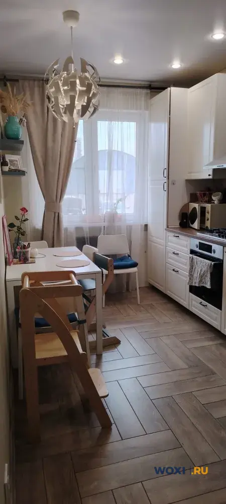 2-комн. квартира, 61 м², 1/9 эт.