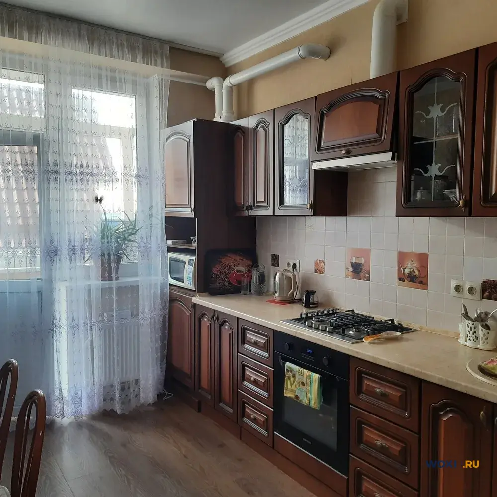 2-комн. квартира, 52 м², 2/4 эт.