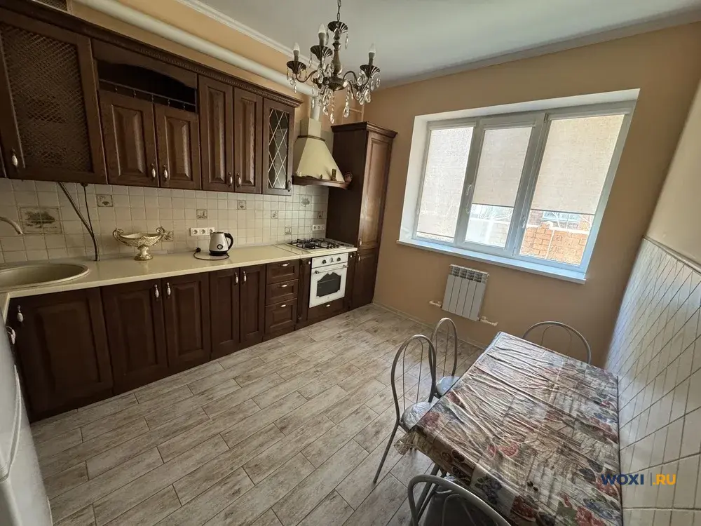2-комн. квартира, 56 м², 1/5 эт.