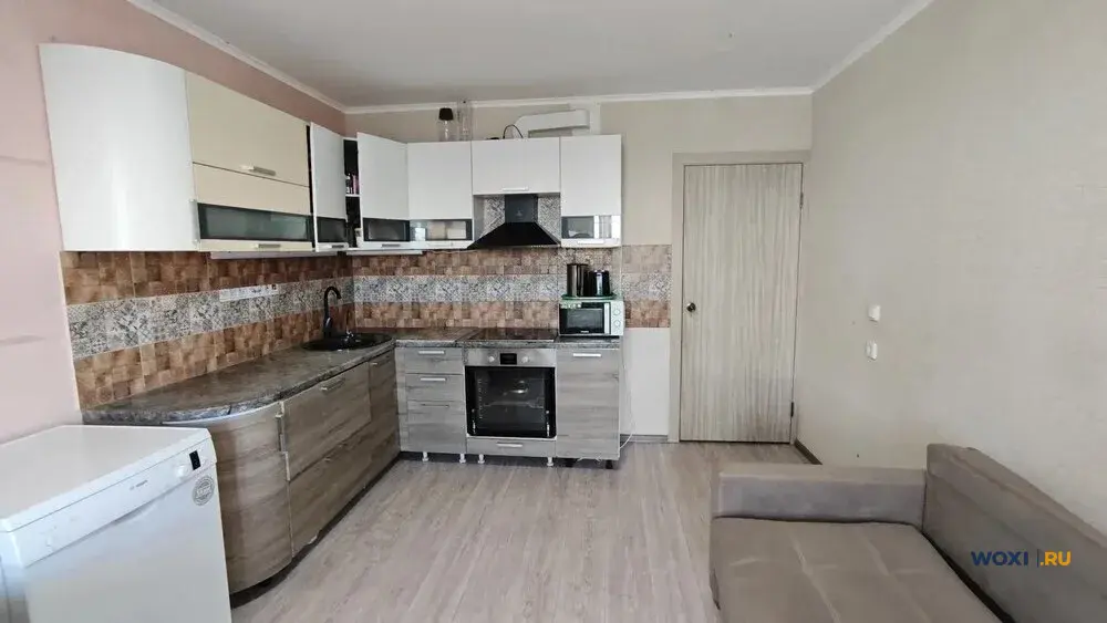 2-комн. квартира, 65 м², 15/16 эт.