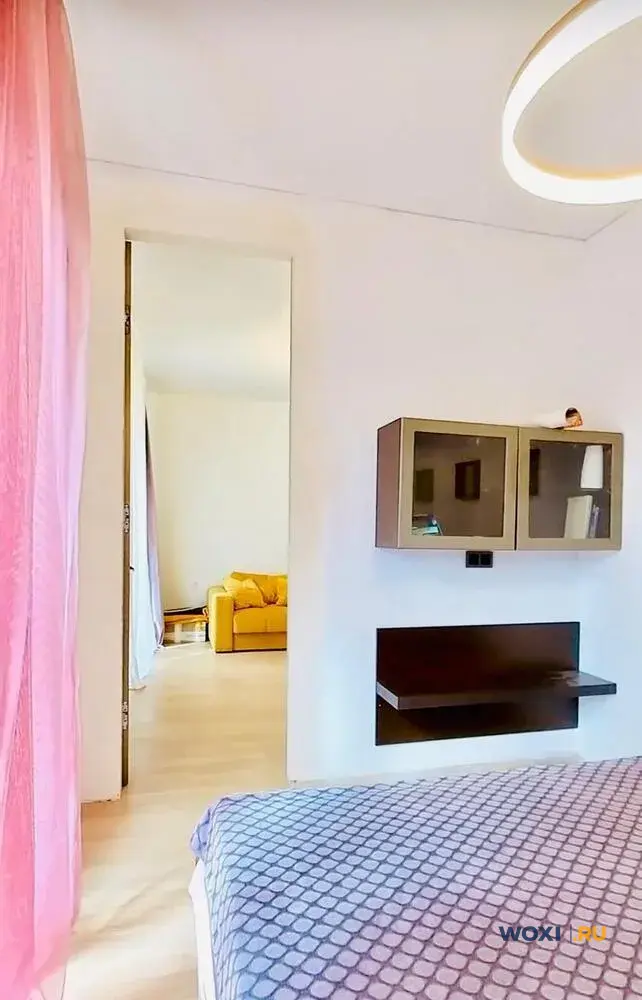 2-комн. квартира, 70 м², 1/8 эт.