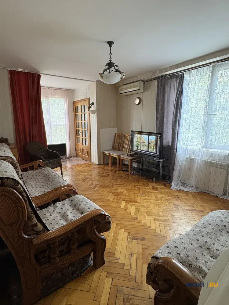 2-комн. квартира, 60 м², 4/9 эт.