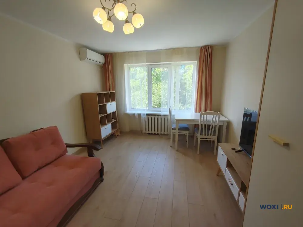 2-комн. квартира, 53 м², 3/5 эт.