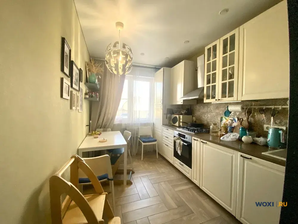 2-комн. квартира, 61 м², 1/9 эт.