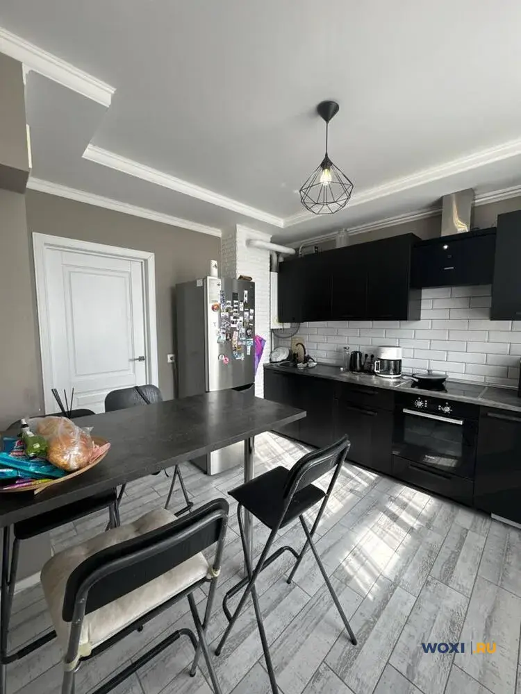 2-комн. квартира, 57 м², 2/5 эт.