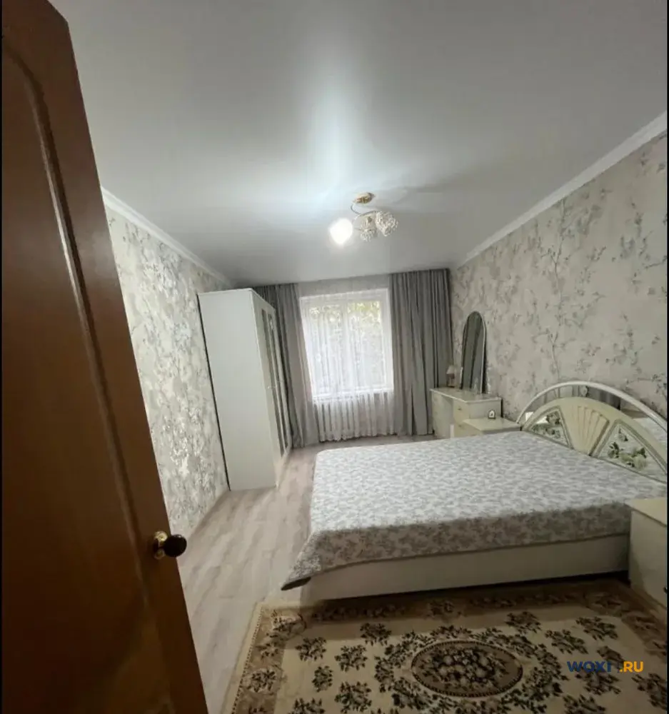 2-комн. квартира, 60 м², 3/5 эт.