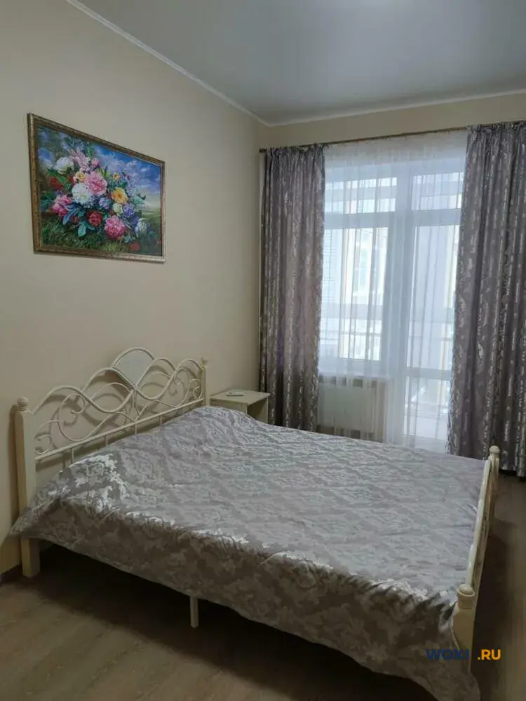 2-комн. квартира, 65 м², 3/12 эт.