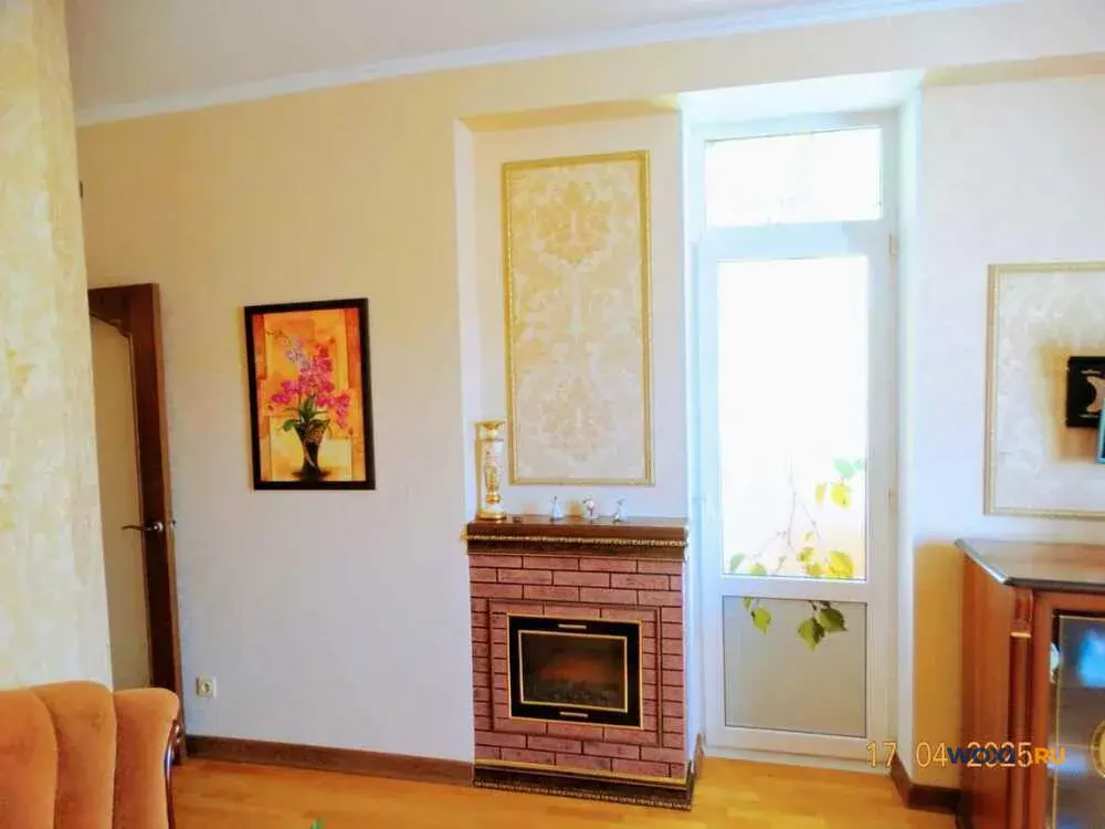 2-комн. квартира, 66 м², 3/10 эт.