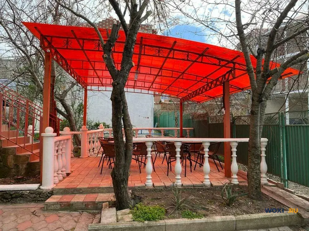 Дом 500 м² на участке 9 сот.