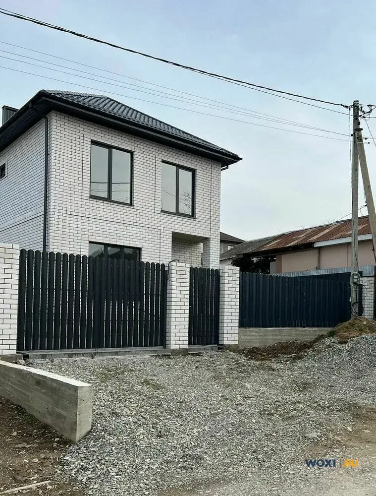 Дом 118 м² на участке 5 сот.