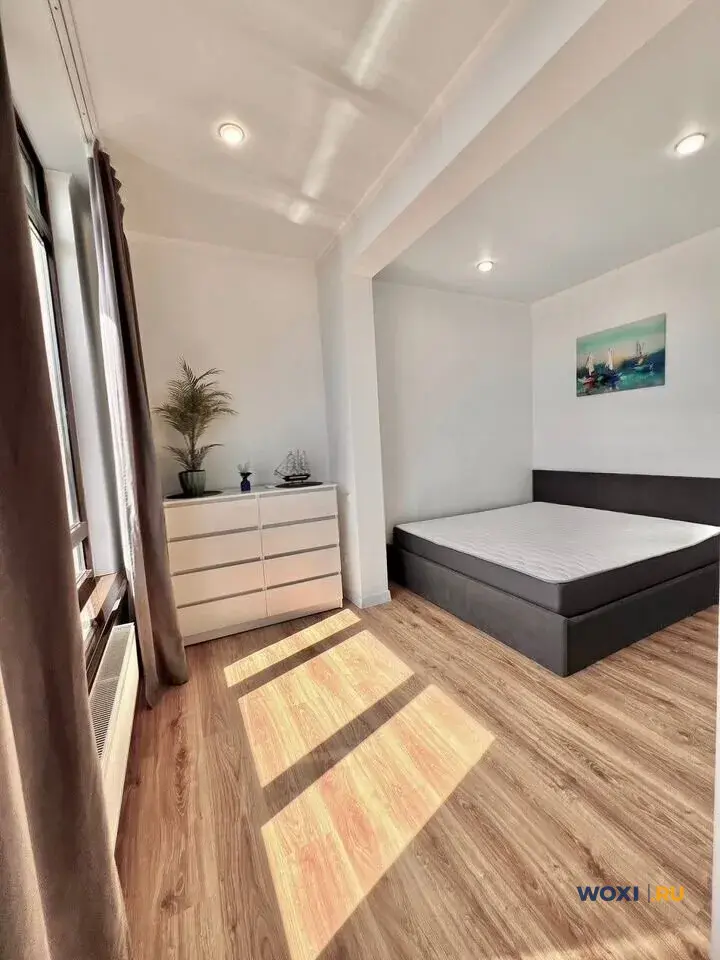 2-комн. квартира, 91 м², 8/16 эт.