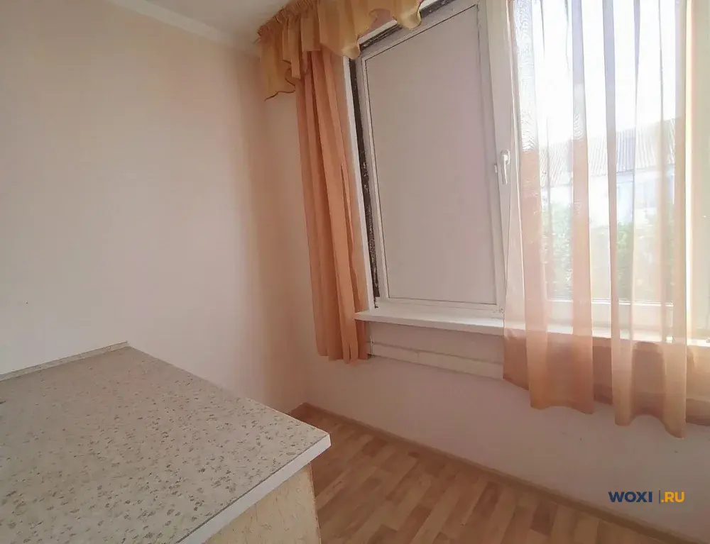 3-комн. квартира, 64 м², 2/2 эт.