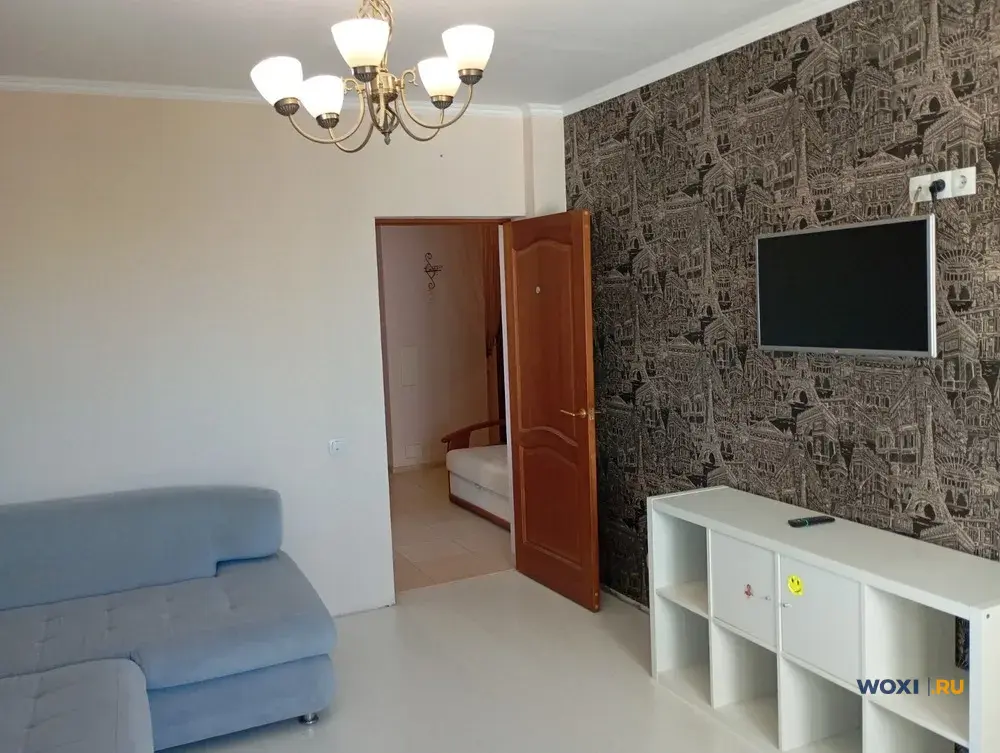 2-комн. квартира, 77 м², 8/9 эт.