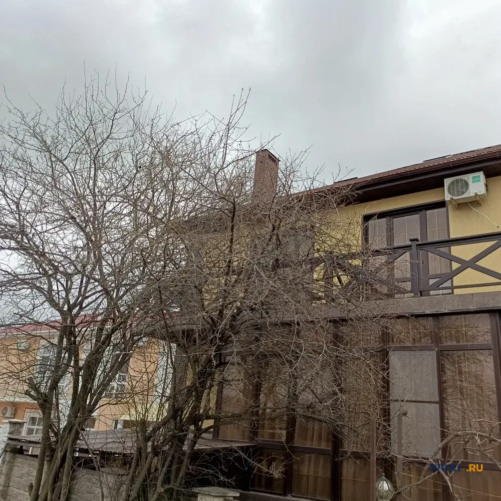 Дом 364 м² на участке 9 сот.